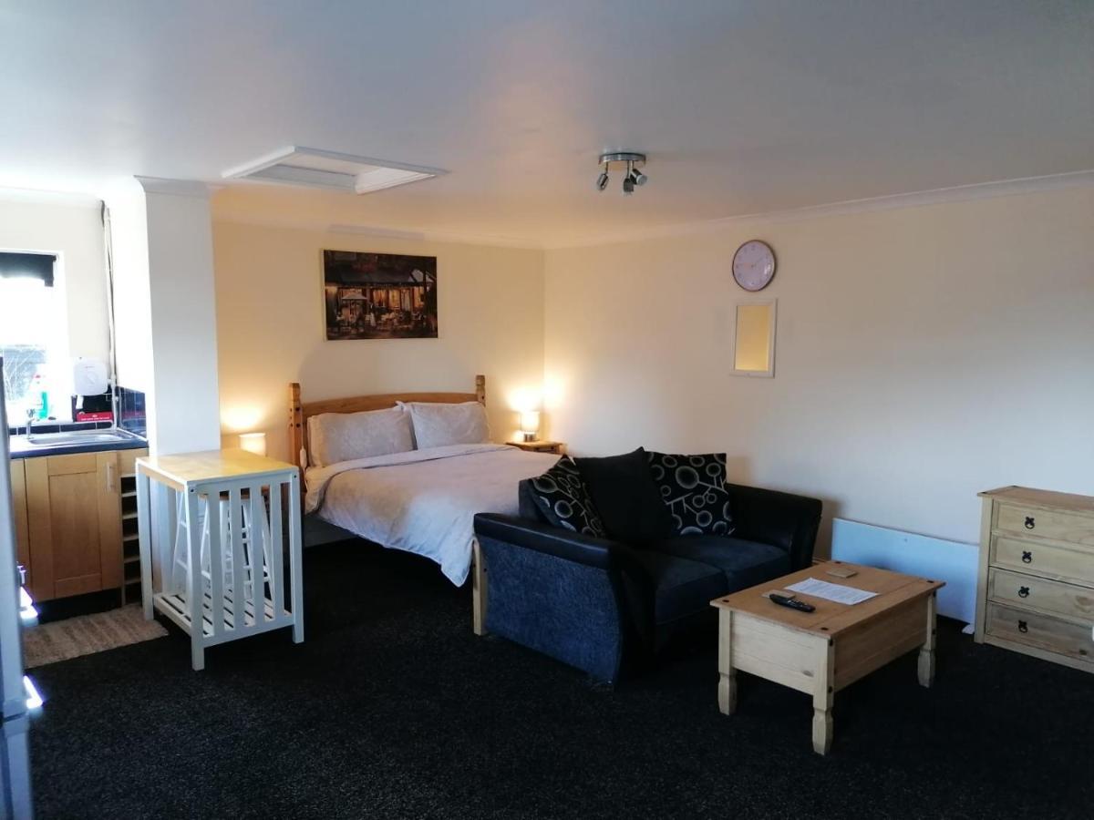 Sherwood Studio Annexe 1 Bedroom Entire Property Boston Ngoại thất bức ảnh